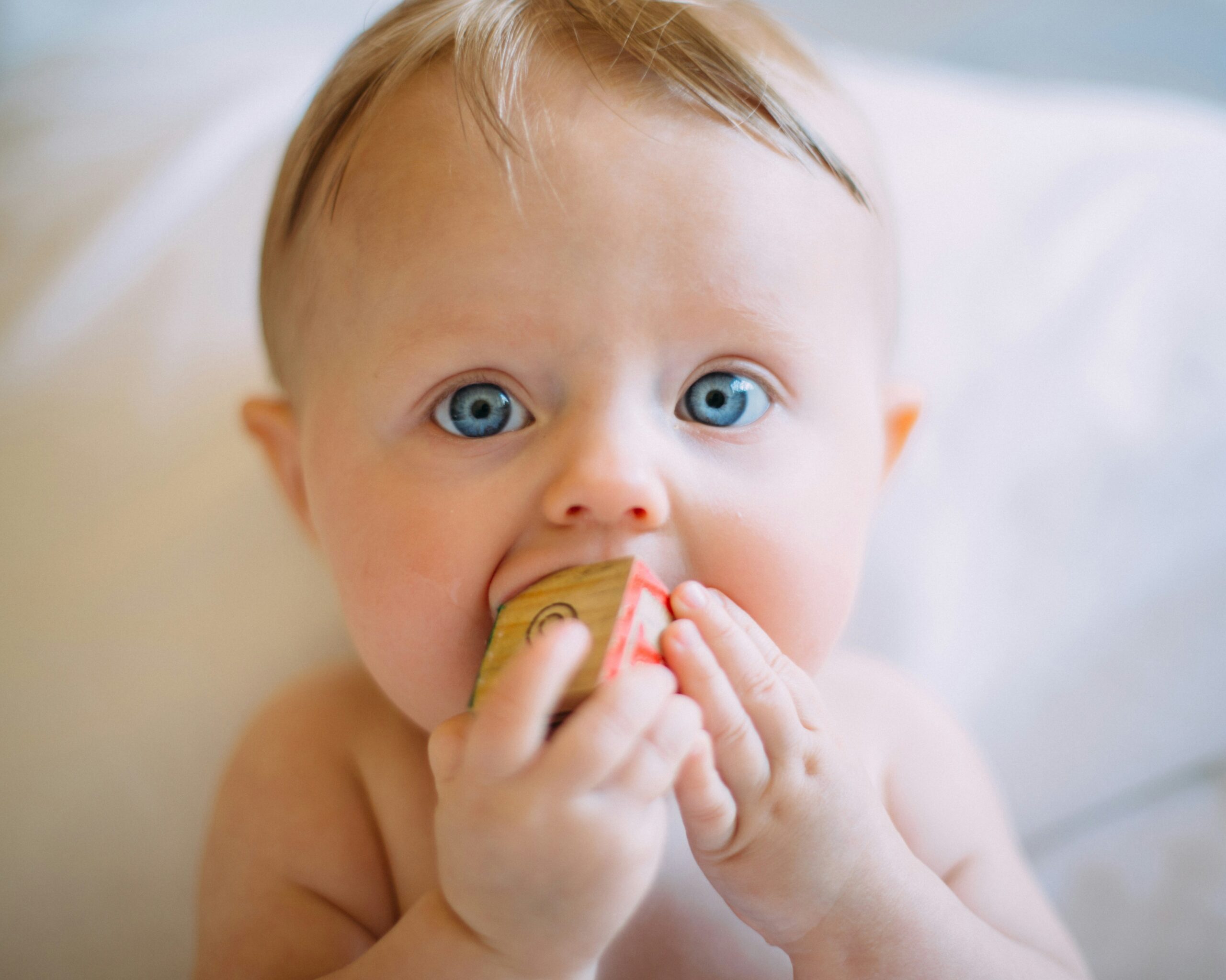 Baby kijken oog scaled